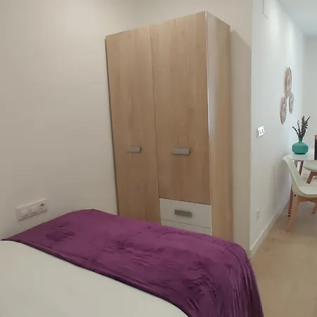 New Flat With Ac And Wifi バレンシア